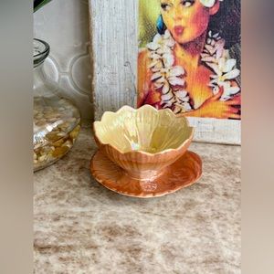 🟠 VINTAGE ROYAL WINTON GRIMWADES IRIDESCENT LOTUS FLOWER - MADE IN ENGLAND 🟠